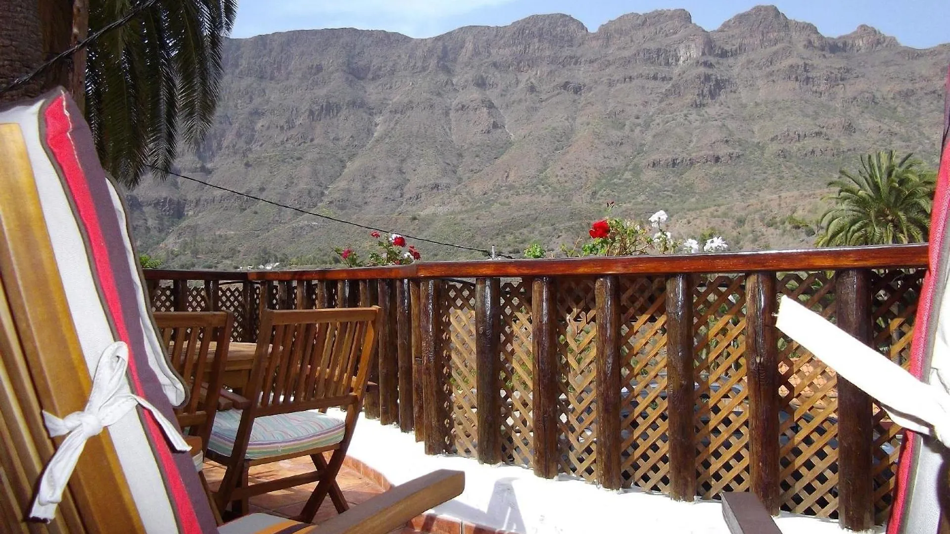Holiday home Kanarisches Haus Mit Terrasse, Whirlpool Und Grill La Sorrueda Spain