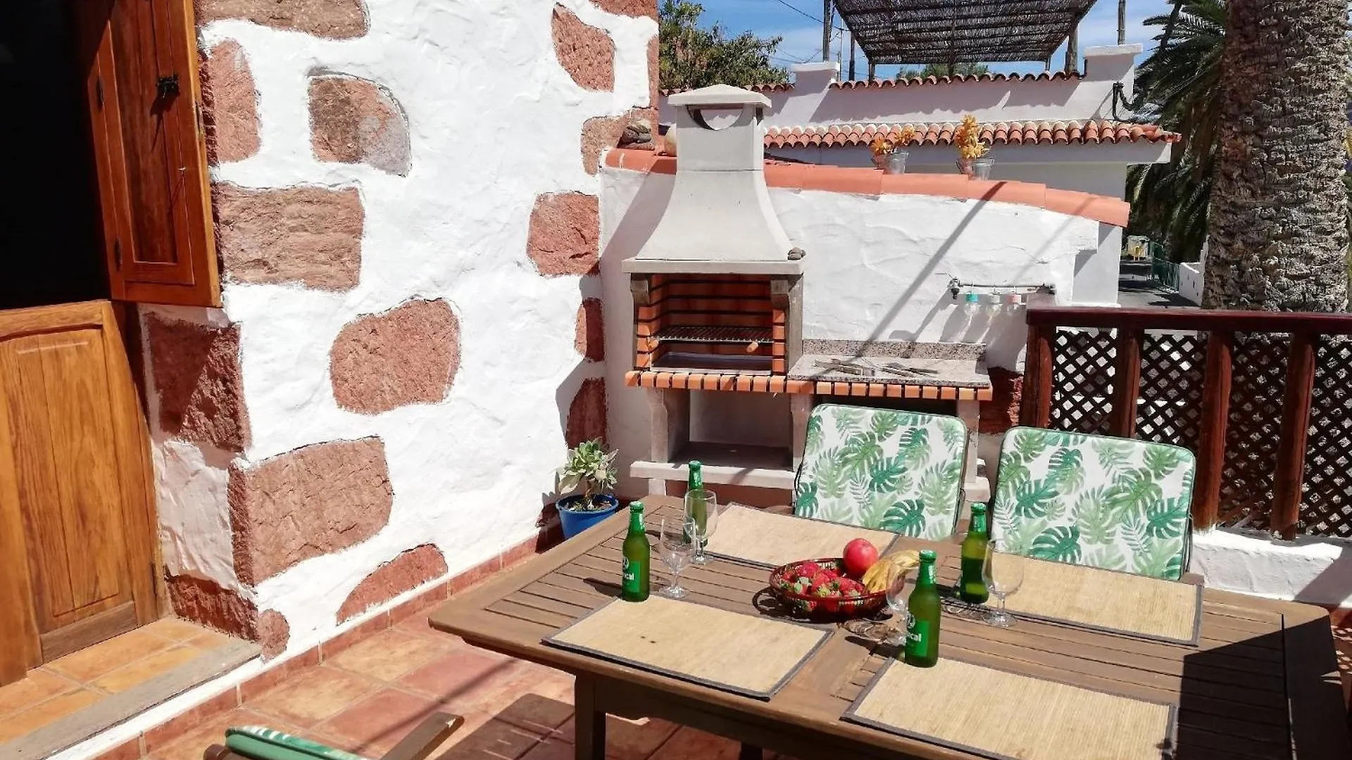 Kanarisches Haus Mit Terrasse, Whirlpool Und Grill La Sorrueda